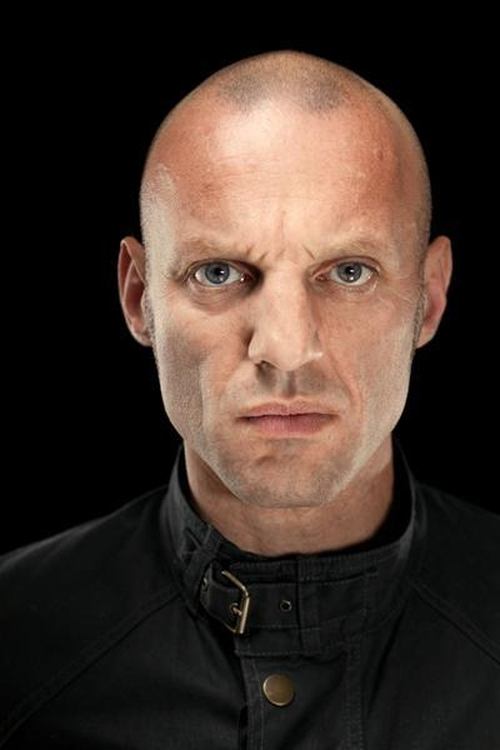 Podobny aktor do Idris Elba: Tomi May