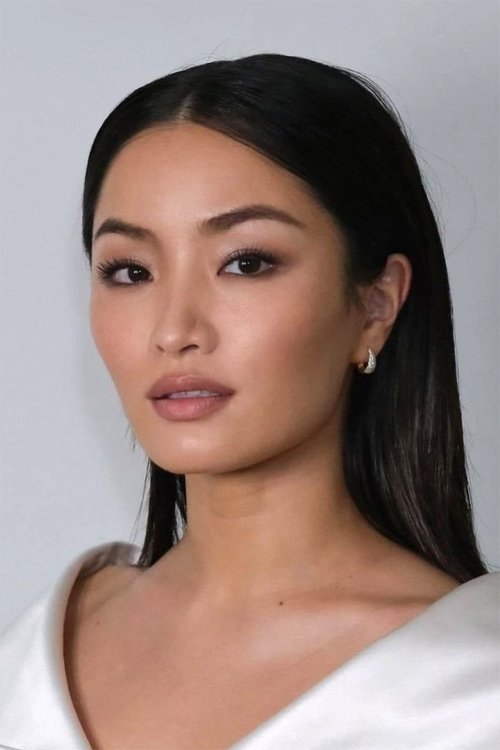 Podobny aktor do Evrim Alasya: Anna Sawai