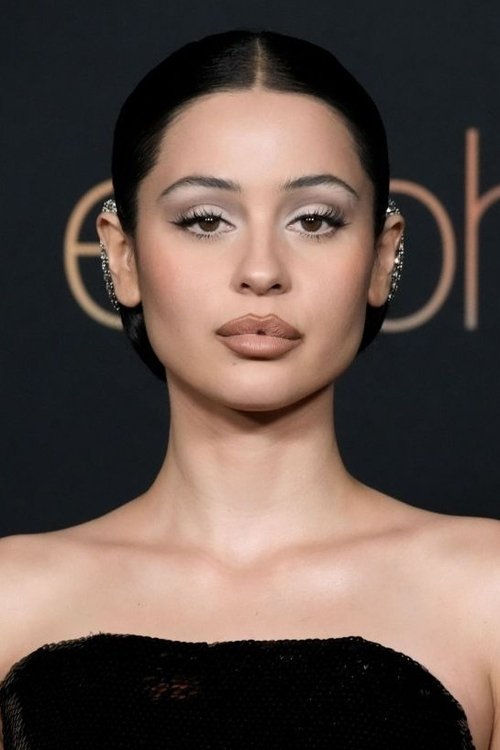 Podobny aktor do Aliye Uzunatağan: Alexa Demie