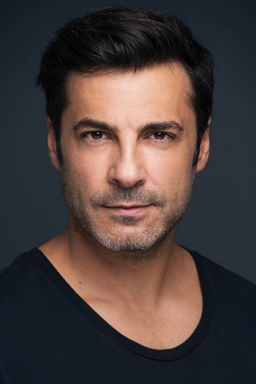 Barış Kılıç jako Ömer Ünal w obsadzie Jedna miłość