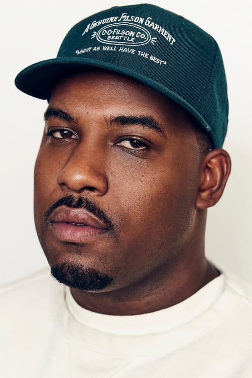 Podobny aktor do Richard T. Jones: Lionel Boyce