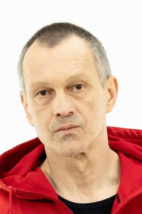 Przemysław Kozłowski jako Lothar Neumann w obsadzie Zatoka szpiegów