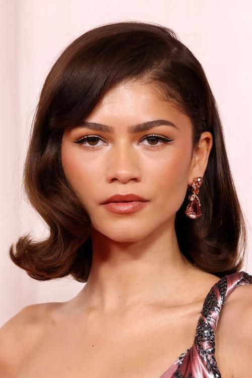 Podobny aktor do Barış Kılıç: Zendaya