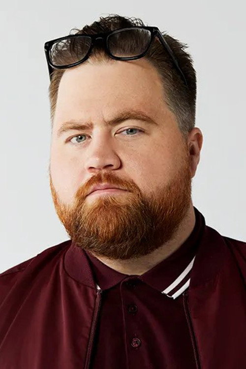 Podobny aktor do Betsy Brandt: Paul Walter Hauser