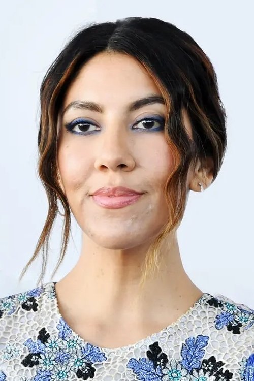 Podobny aktor do Rhea Seehorn: Stephanie Beatriz